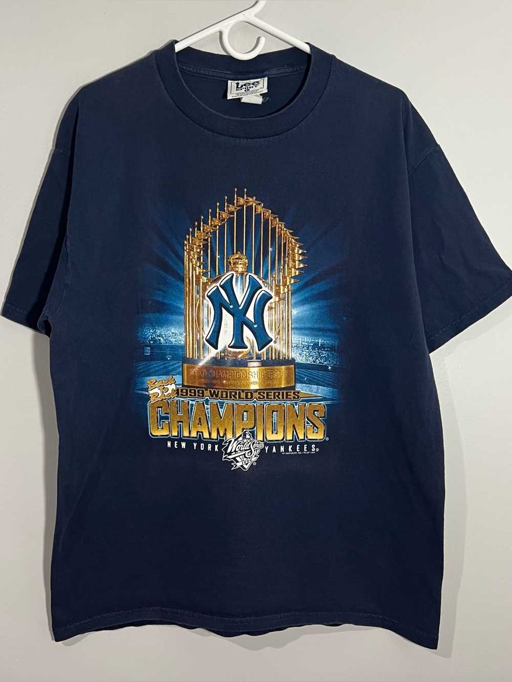 Vintage Lee Sport New York Yankees 1999 World Series Blue T-Shirt Men’s Large